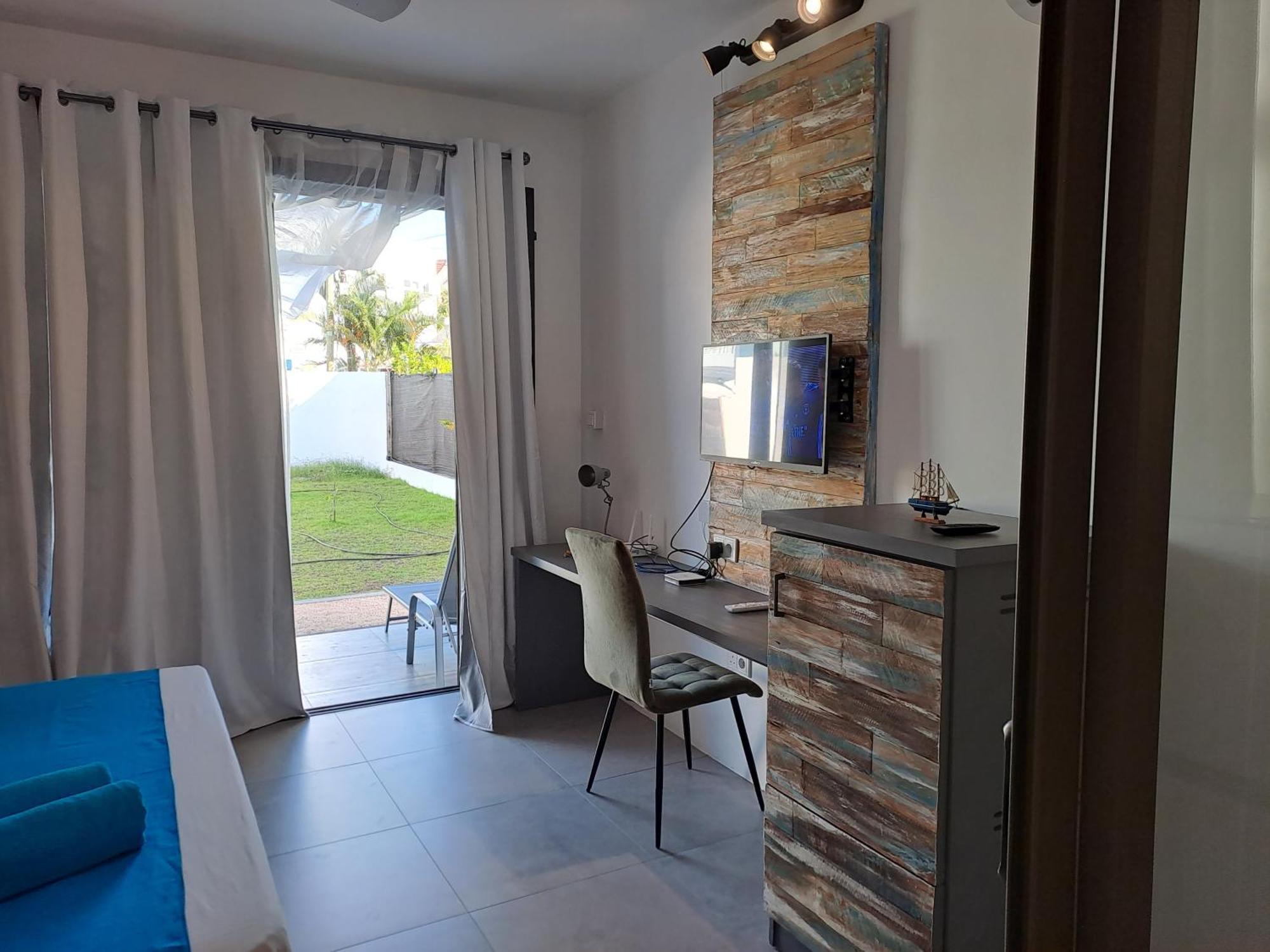 Maison Mont Choisy - One Or Two Bedrooms Apartment Trou-aux-Biches Exterior foto